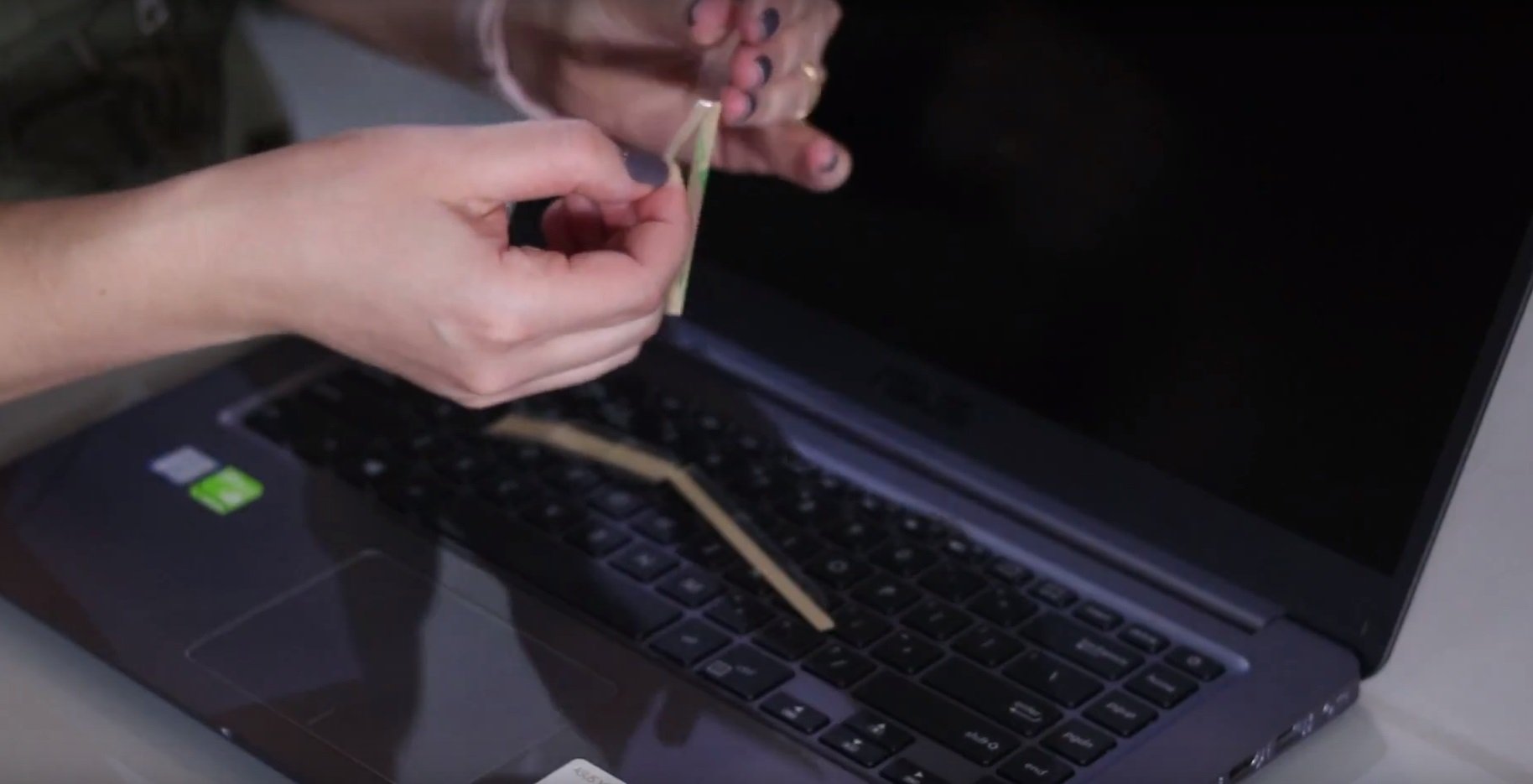 tela de proteção para notebook